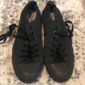Black converse